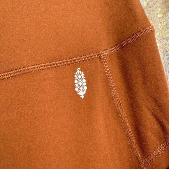Free People Movement Never Better Fold Over Leggings Rust Orange Brown XL - Picture 4 of 6